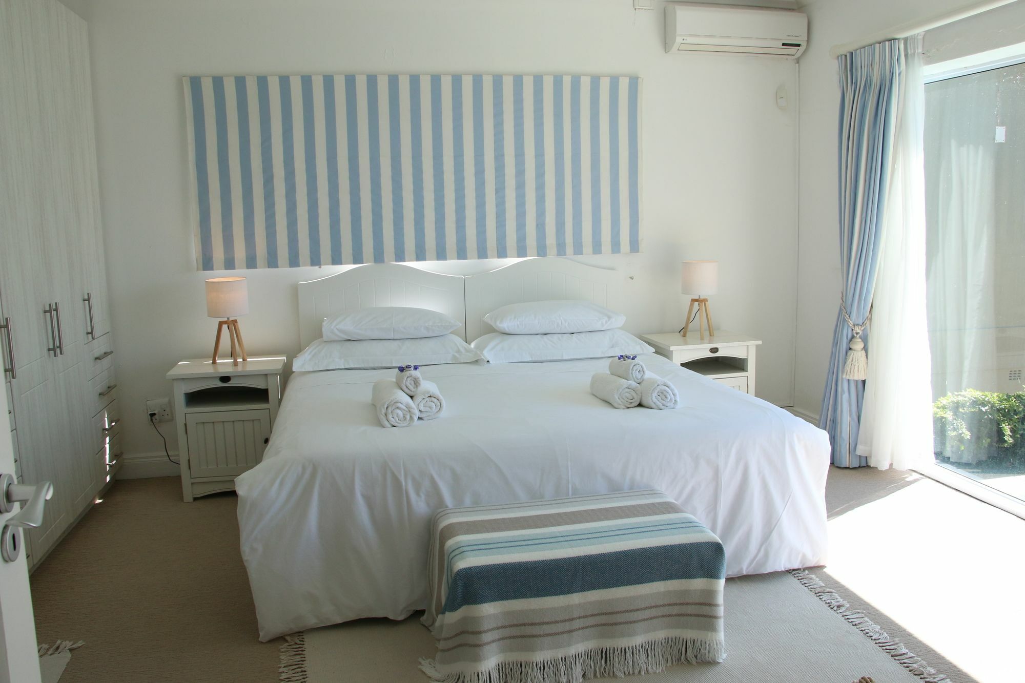 4 On Montagu Accommodation Mossel Bay Exteriör bild