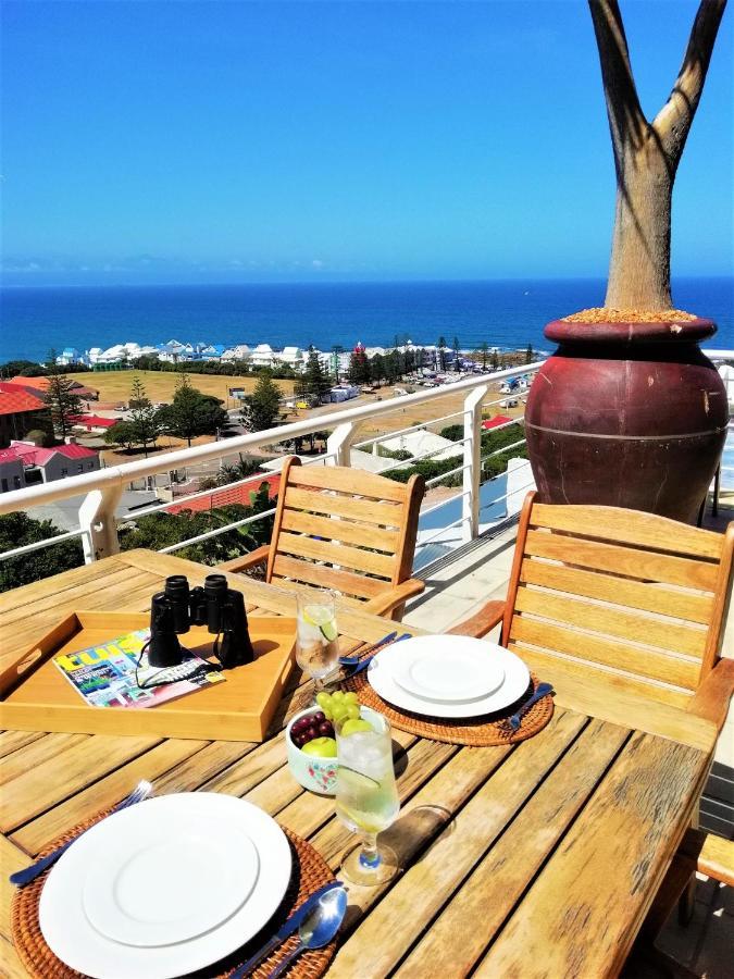 4 On Montagu Accommodation Mossel Bay Exteriör bild