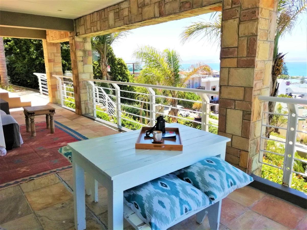 4 On Montagu Accommodation Mossel Bay Exteriör bild