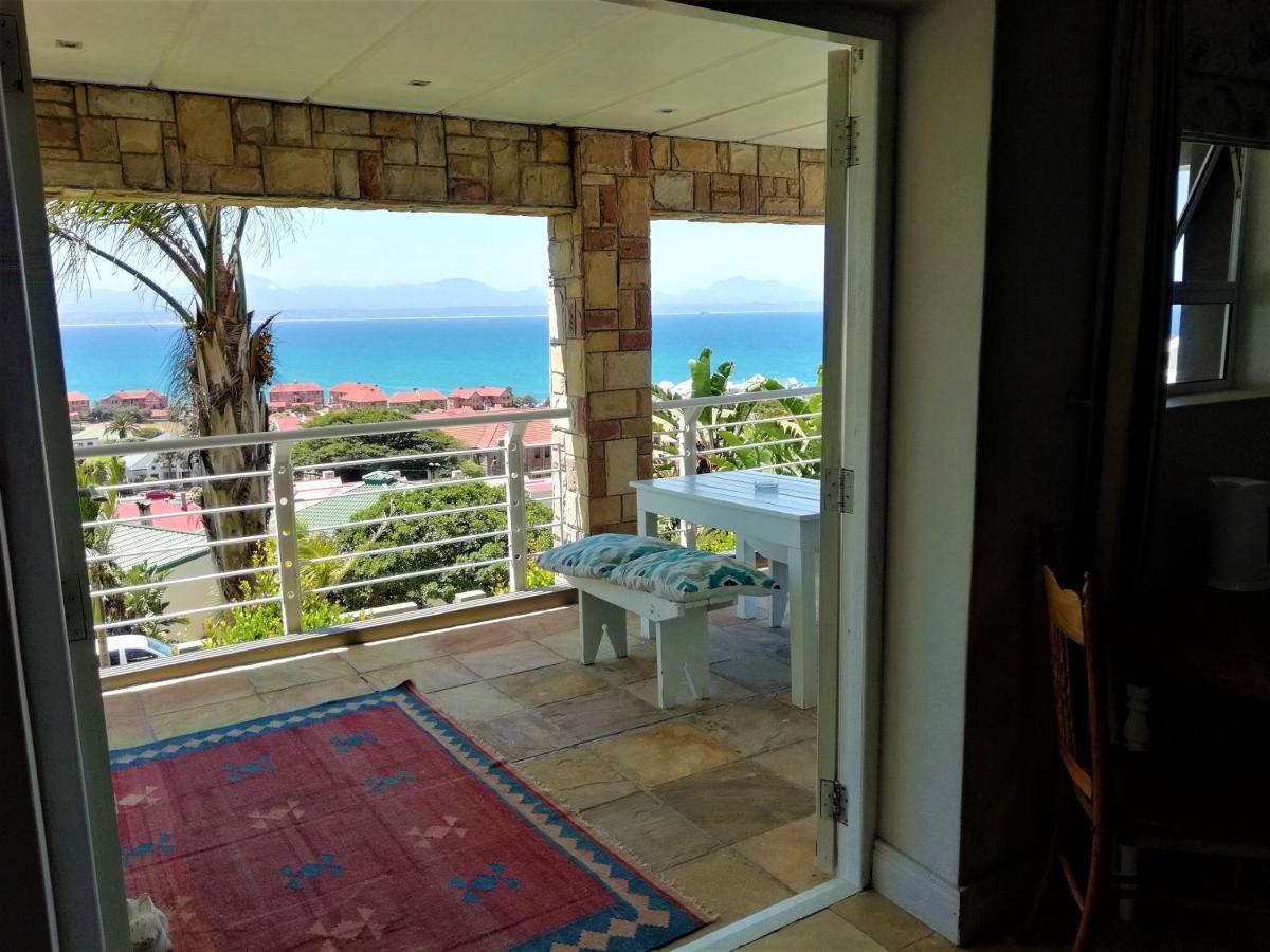 4 On Montagu Accommodation Mossel Bay Exteriör bild