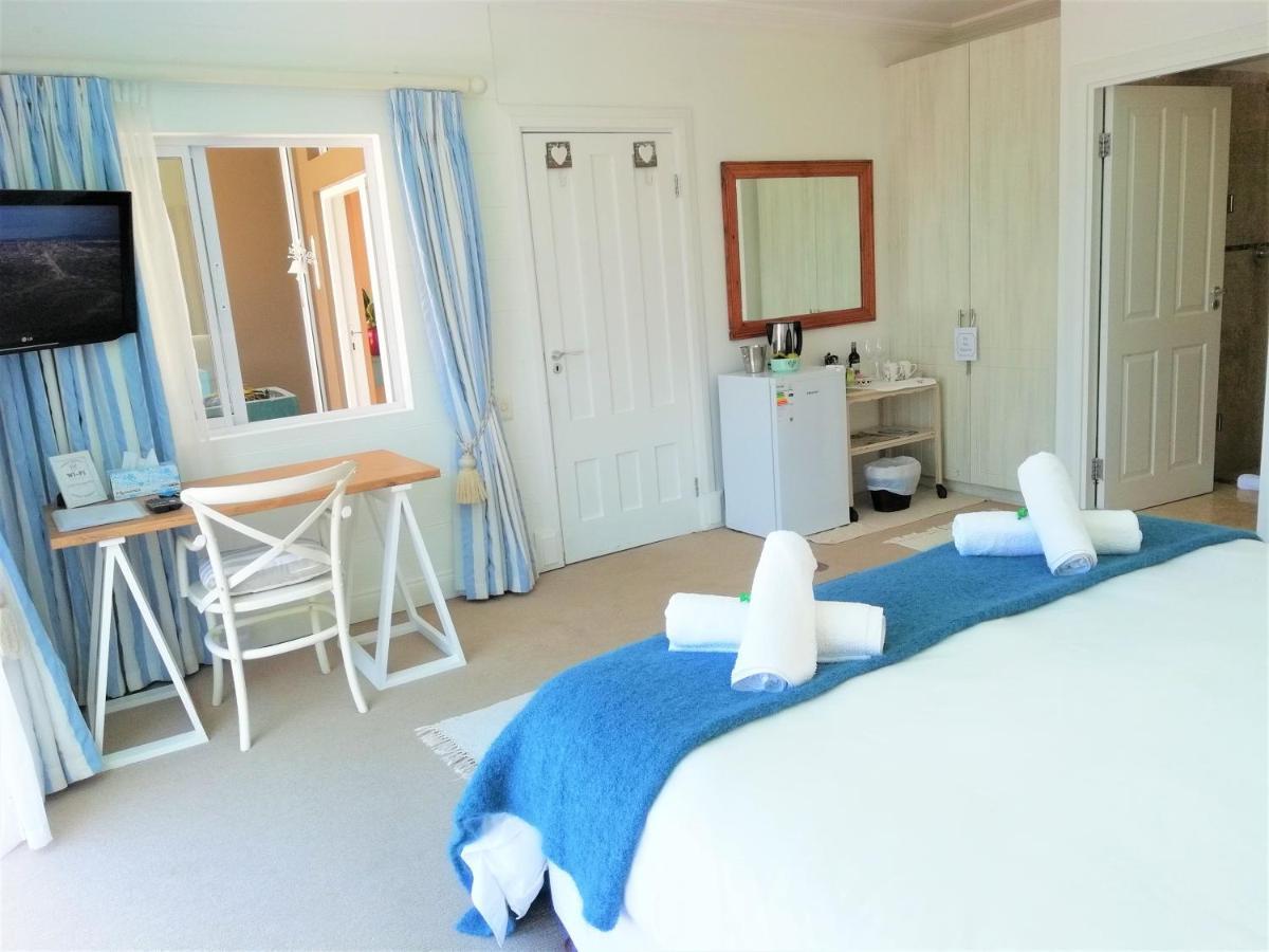4 On Montagu Accommodation Mossel Bay Exteriör bild