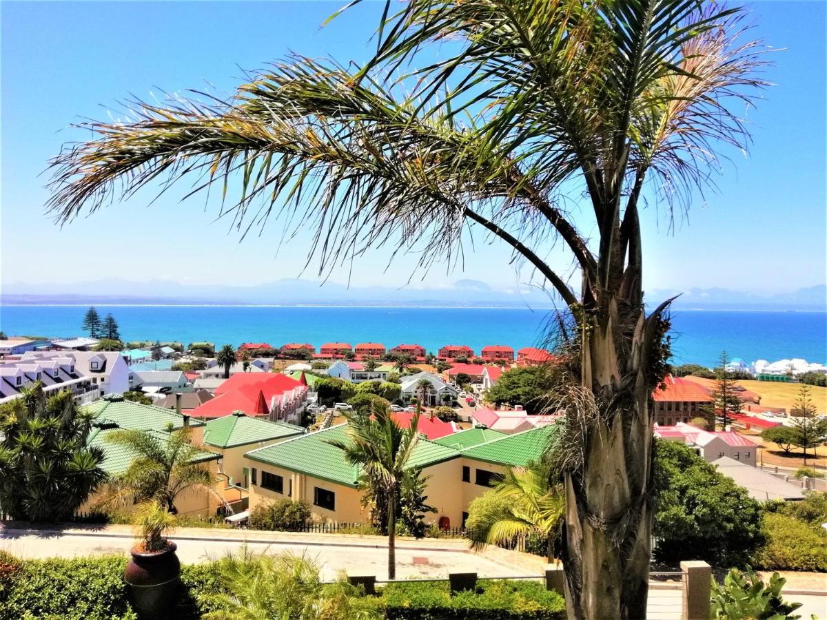 4 On Montagu Accommodation Mossel Bay Exteriör bild